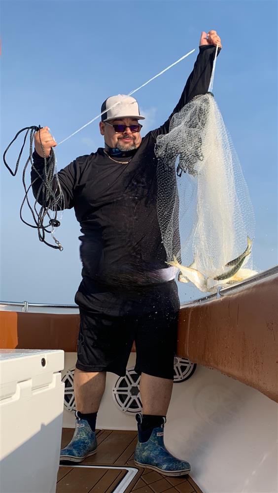 Cast nets are excellent ways to catch bait especially if you are live chumming.